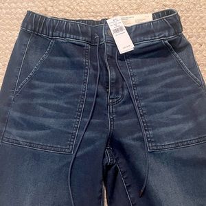 BRAND NEW ✨ Dark Denim Joggers from American Eagle